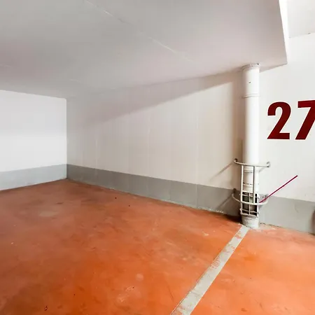 Bellevue - Two Bedroom Apartment With Terrace And Private Garage Rovinj Exterior photo