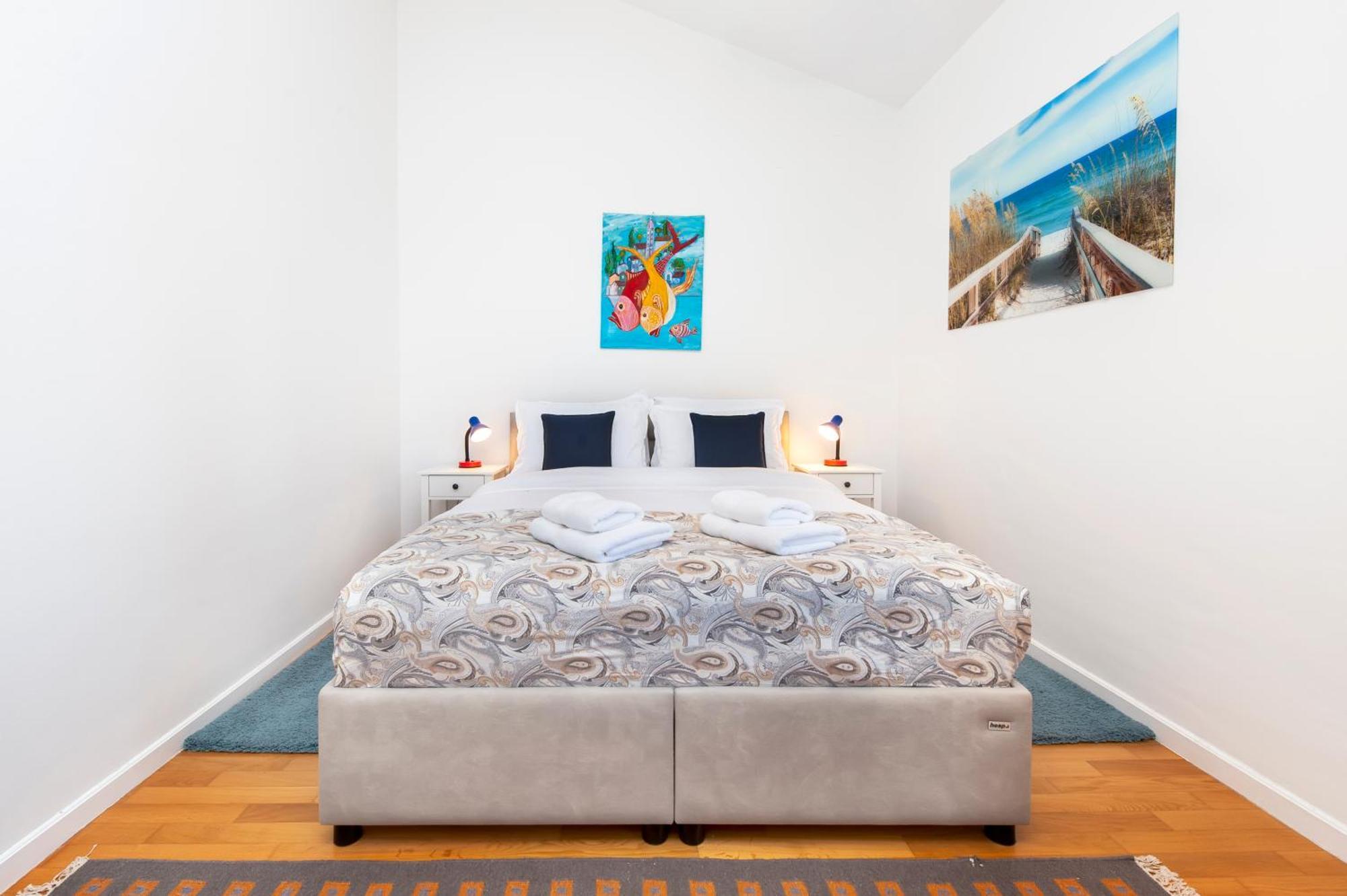 Apartment Bellevue - Two Bedroom With Terrace And Private Garage Rovinj